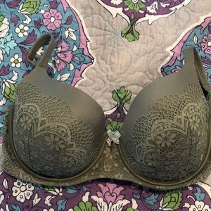 Victoria’s Secret Bra 38DDD